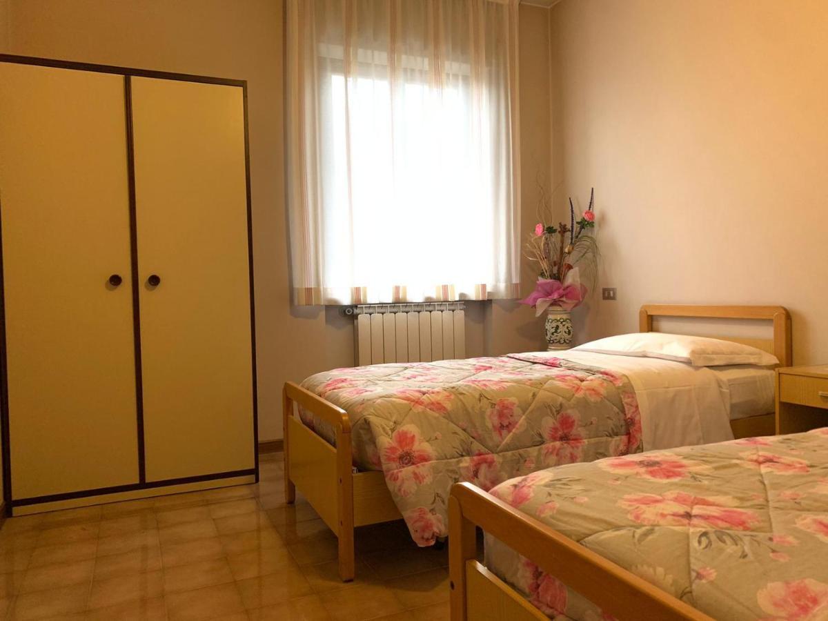 Stabat Mater Casa Di Preghiera Panzió Valdragone Kültér fotó