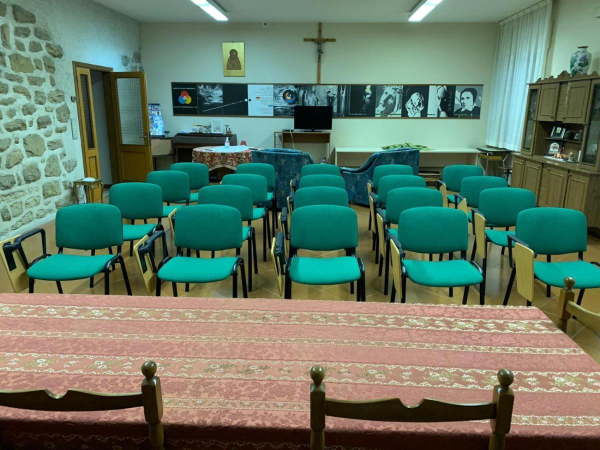 Stabat Mater Casa Di Preghiera Panzió Valdragone Kültér fotó